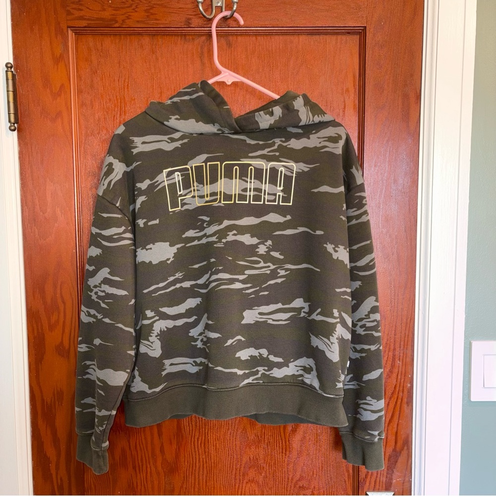 Puma Cropped Camo Sweatshirt